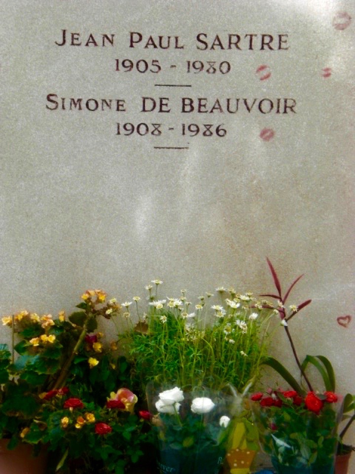 Grabstein auf Pariser Friedhof