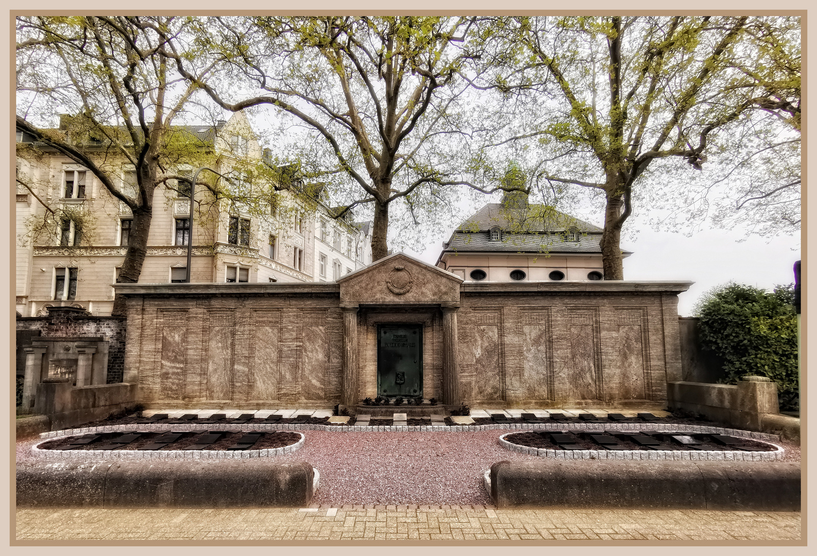 Grabstelle Friedhof Hochstrasse