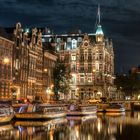 Gracht bei Nacht