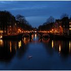 Gracht bei Nacht