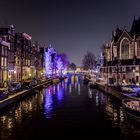 Gracht bij nacht