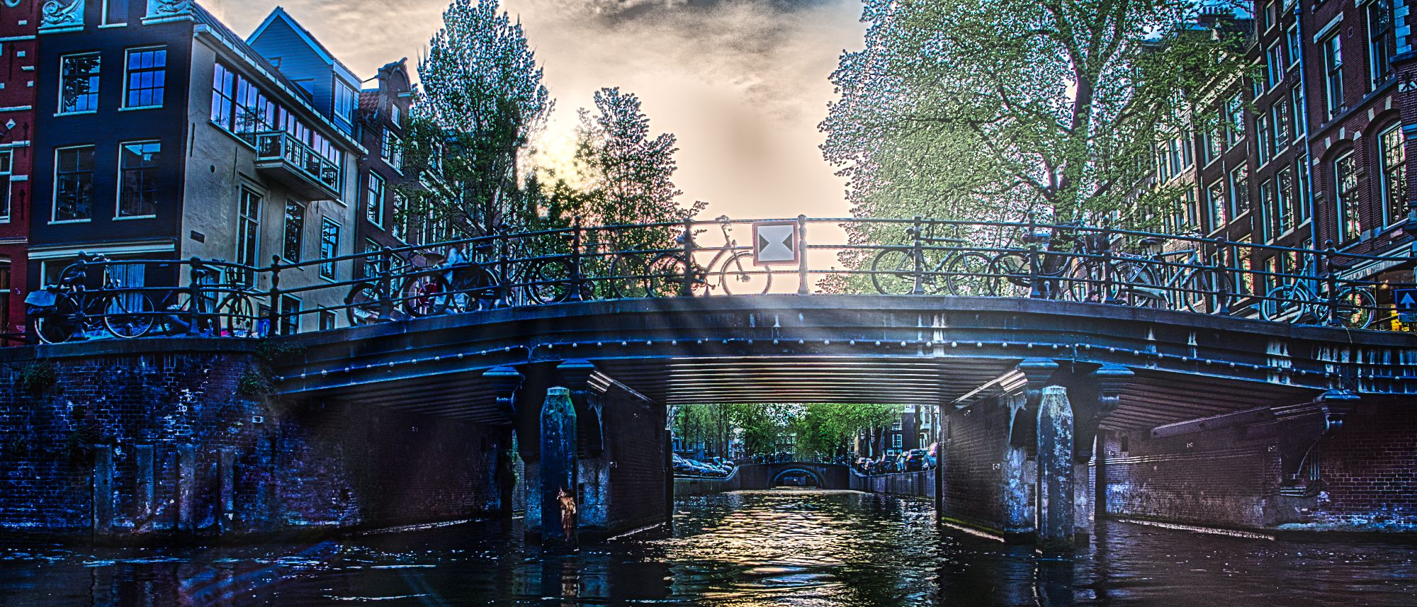 Grachten in der Abendsonne