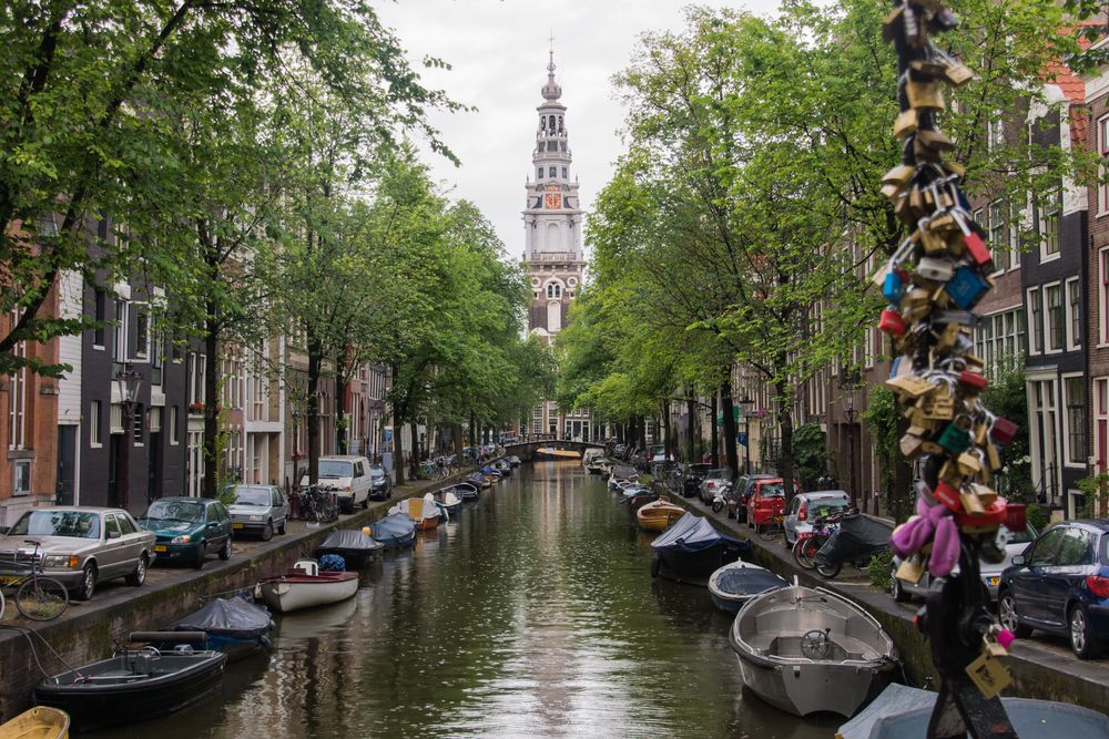 Grachtenansicht mit Zuiderkerk - Amsterdam