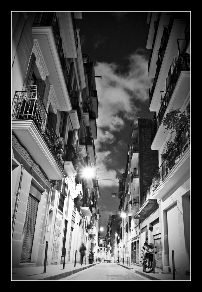 Gracia by night