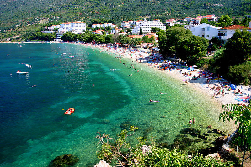 Gradac in Central Dalmatia-Whitestoned Villa Bosac