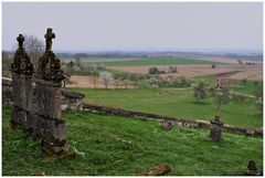 Gräber mit Aussicht