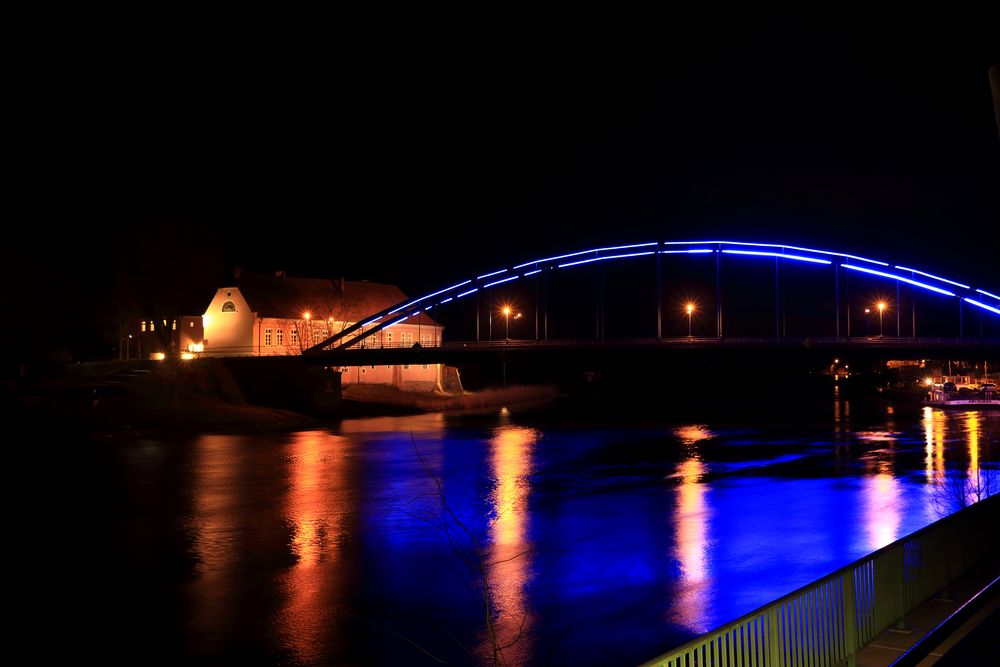 Grafenschloss und Weserbrücke Hoya/Weser