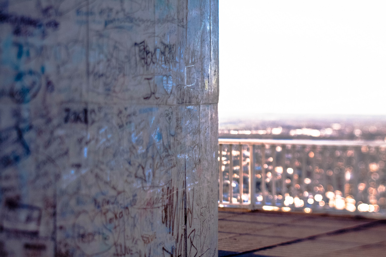 Graffiti am Olympiaturm - Experiment mit Tilt-Eigenbau