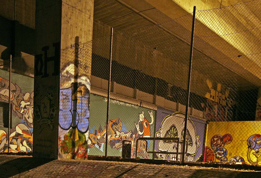 Graffiti bei Nacht