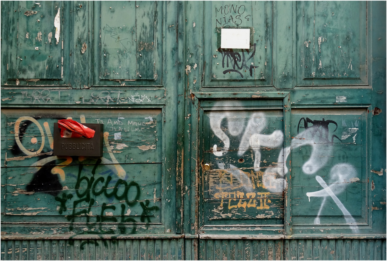 Graffiti di Napoli (VI)