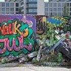 Graffiti-Ensemble am Osthafen (06)