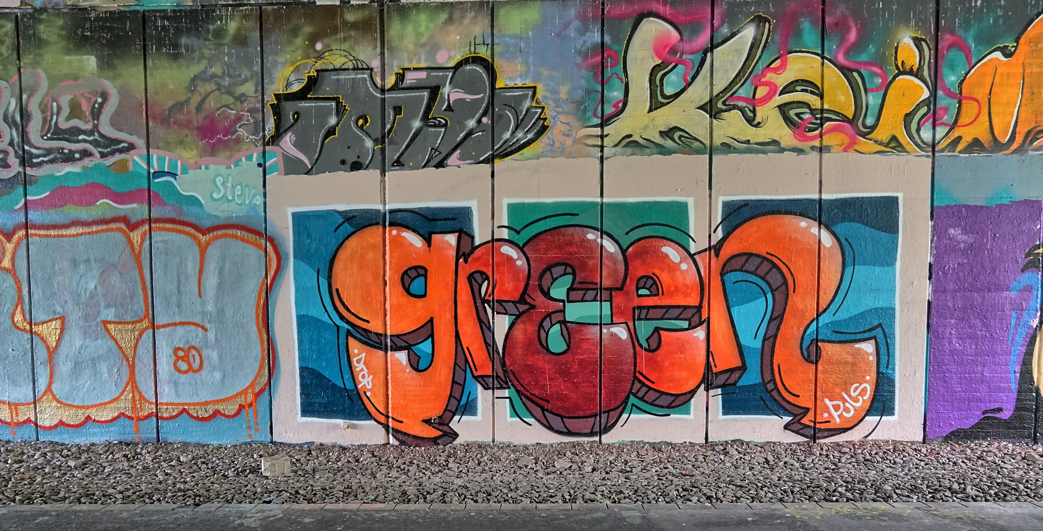 Graffiti - green