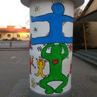Graffiti-Herz-Litfaßsäule 