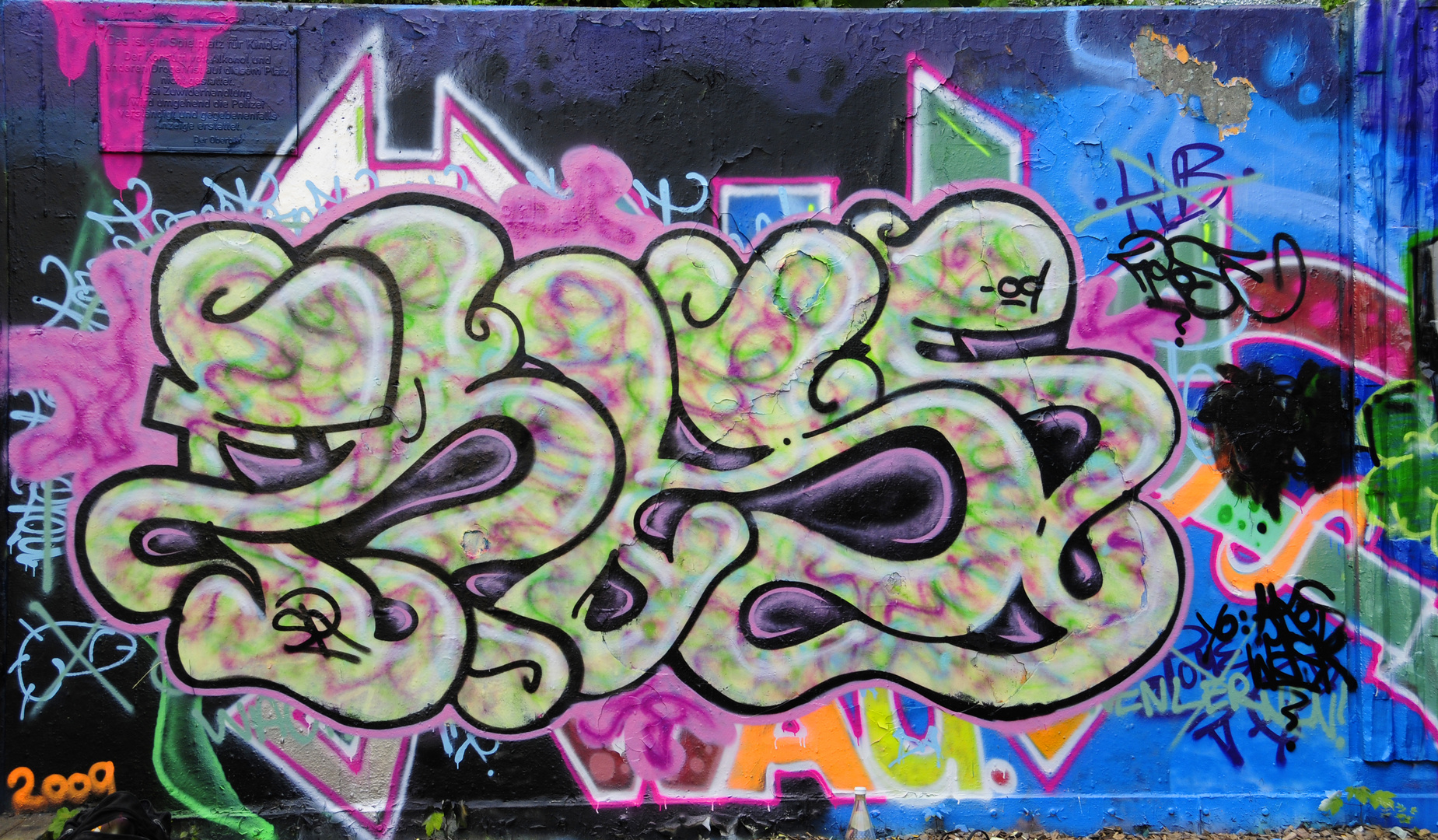 Graffiti - Hübschhäßlich