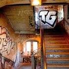 Graffiti im Treppenhaus der Kölner Südbrücke