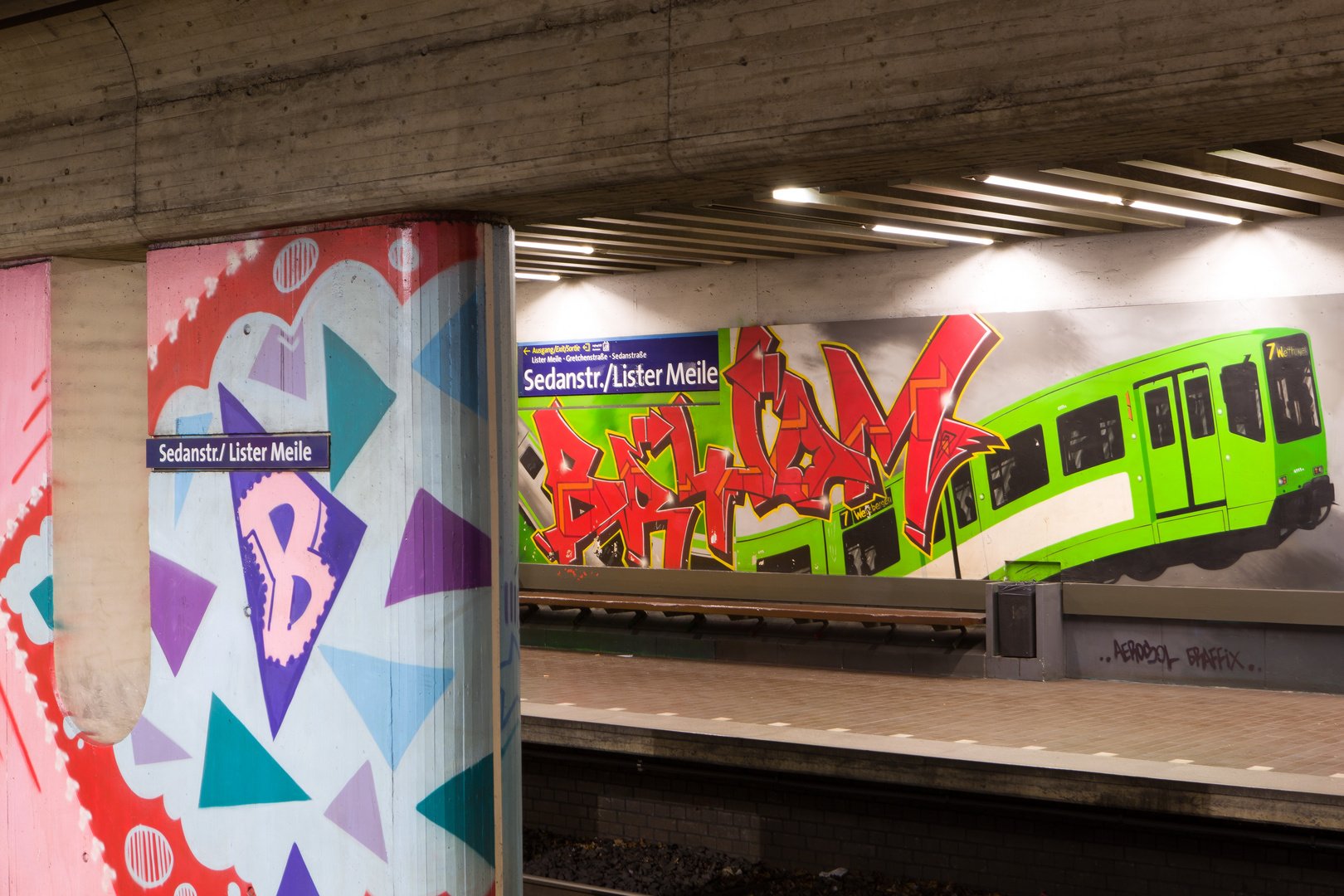 Graffiti im U-Bahn Sedanstrasse (Hannover)