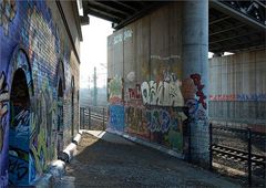 Graffiti unter den Yorckbrücken