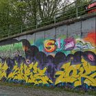 Graffitis an der Trasse