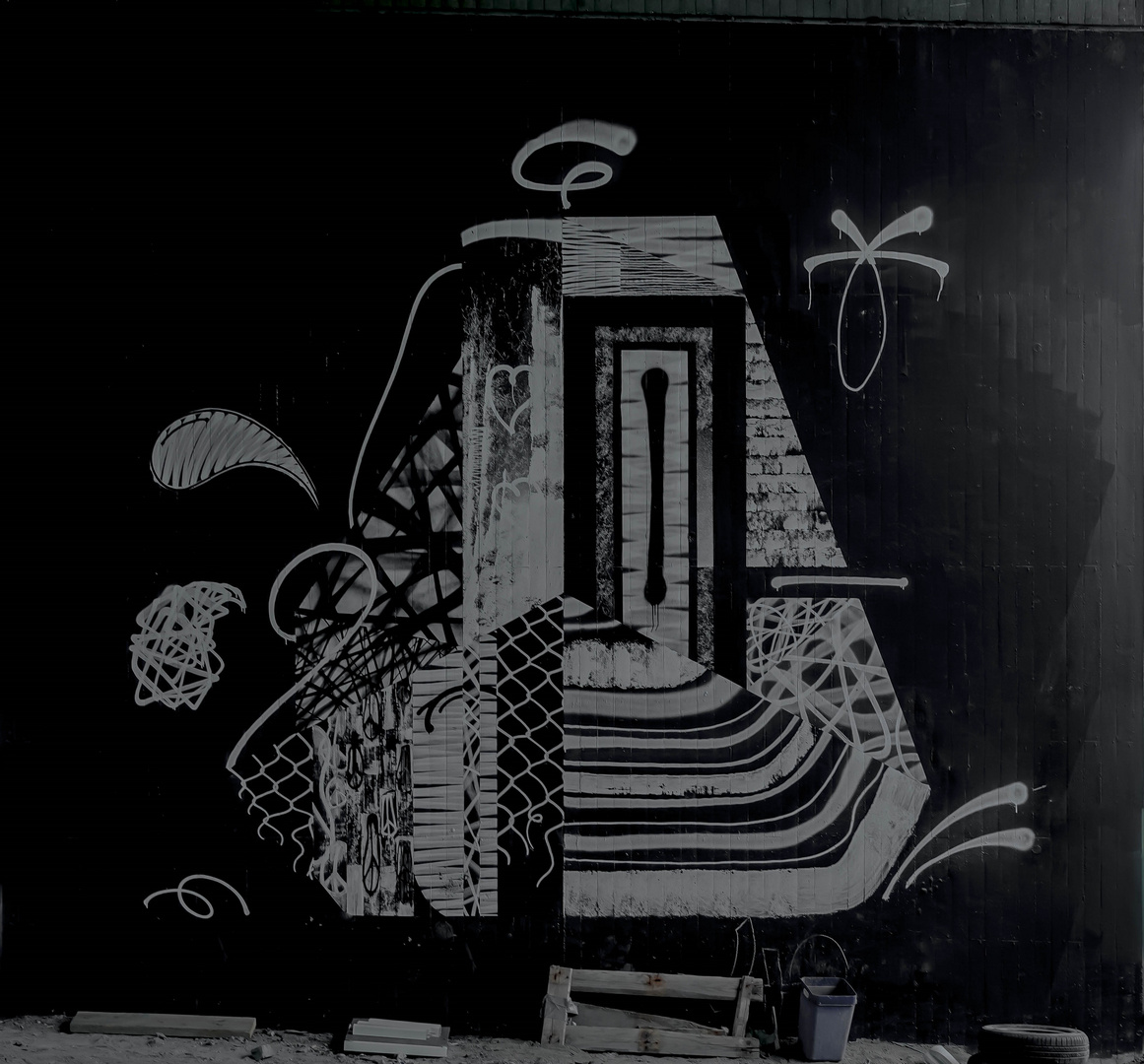 Graffito auf einem Pfeiler ... (08)