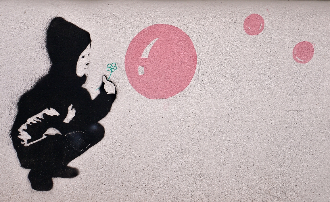 Graffito auf einer Hauswand    ..auch für Kinder !