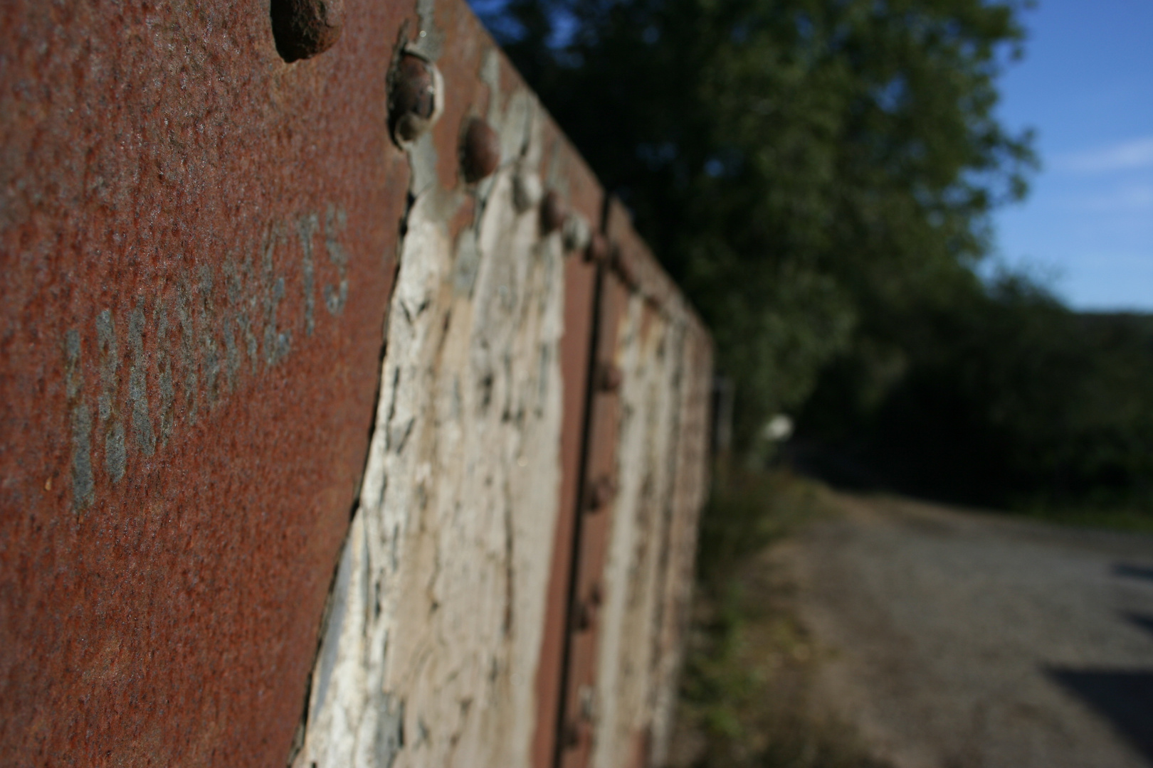 grafiti on a railway bridge