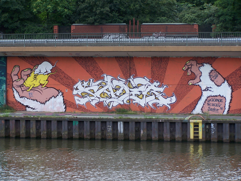 Grafitti am Saarufer Saarbrücken