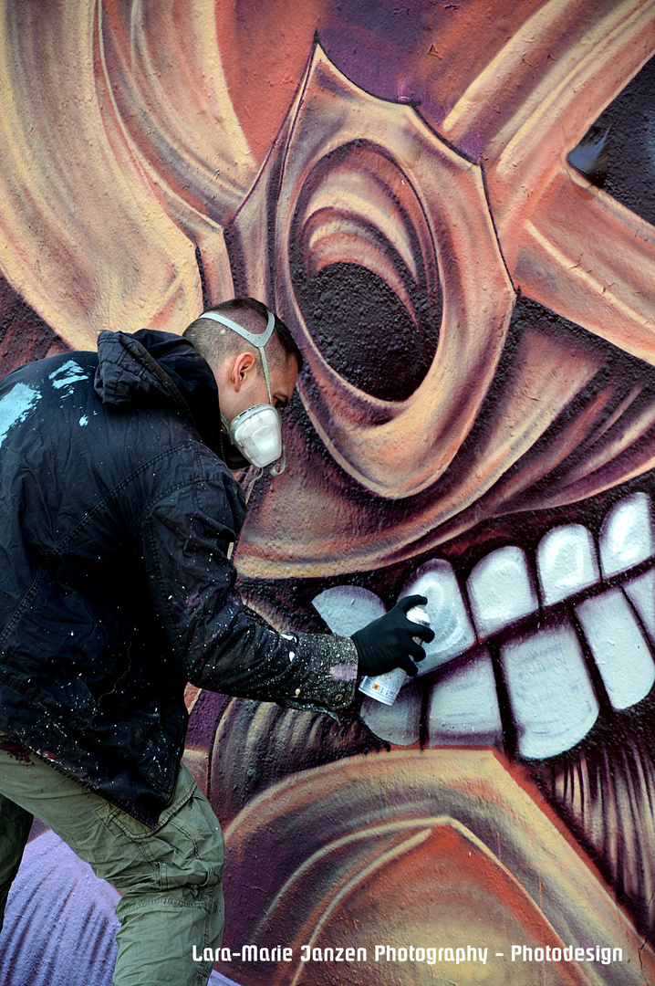 Grafittikünstler im Mauerpark