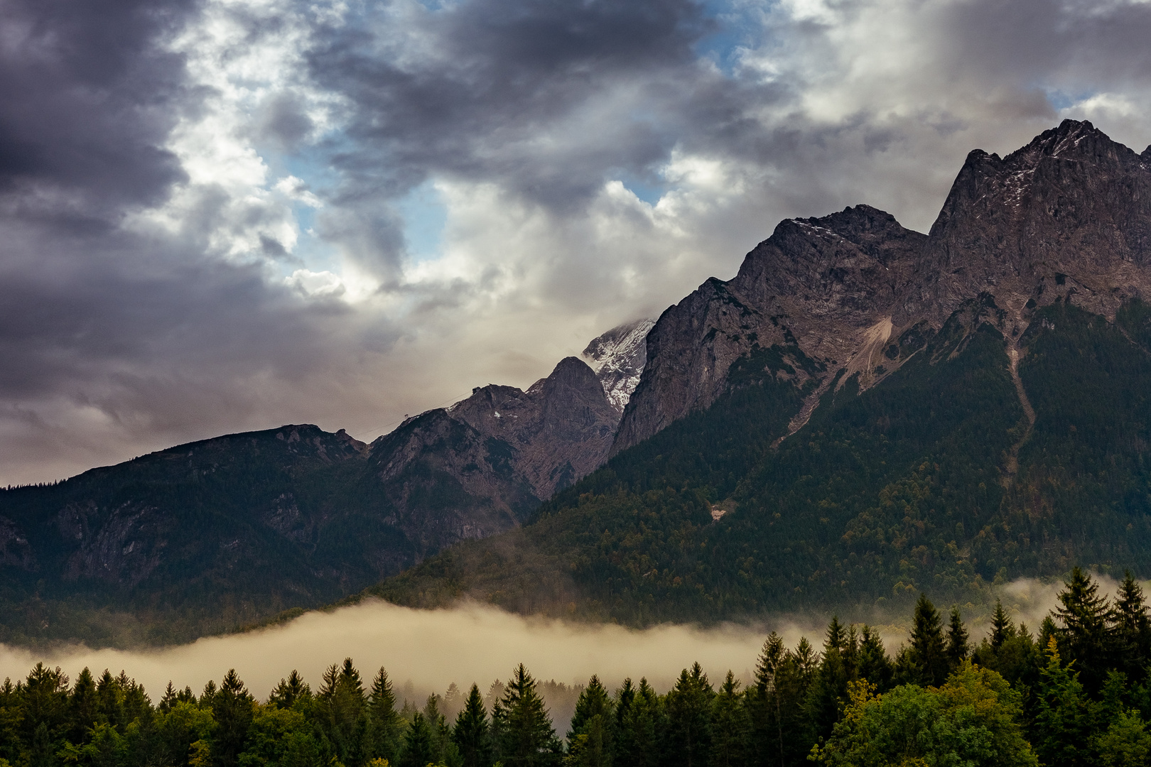 Grainau im Nebel