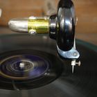 Grammophon mit Lautstärkenregler... unbearbeitet