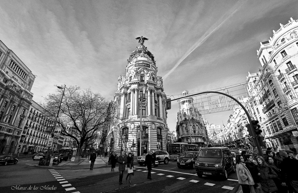 ...Gran Via con Alcala...