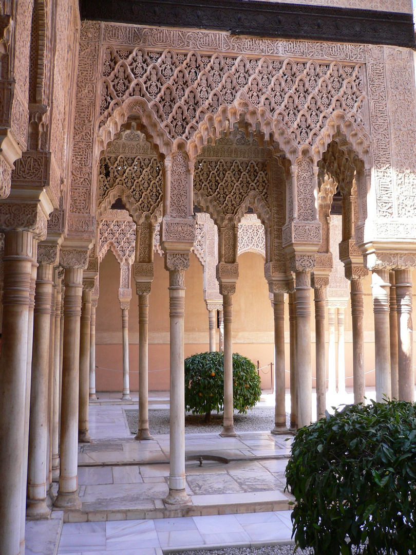 Granada Alhambra Innen