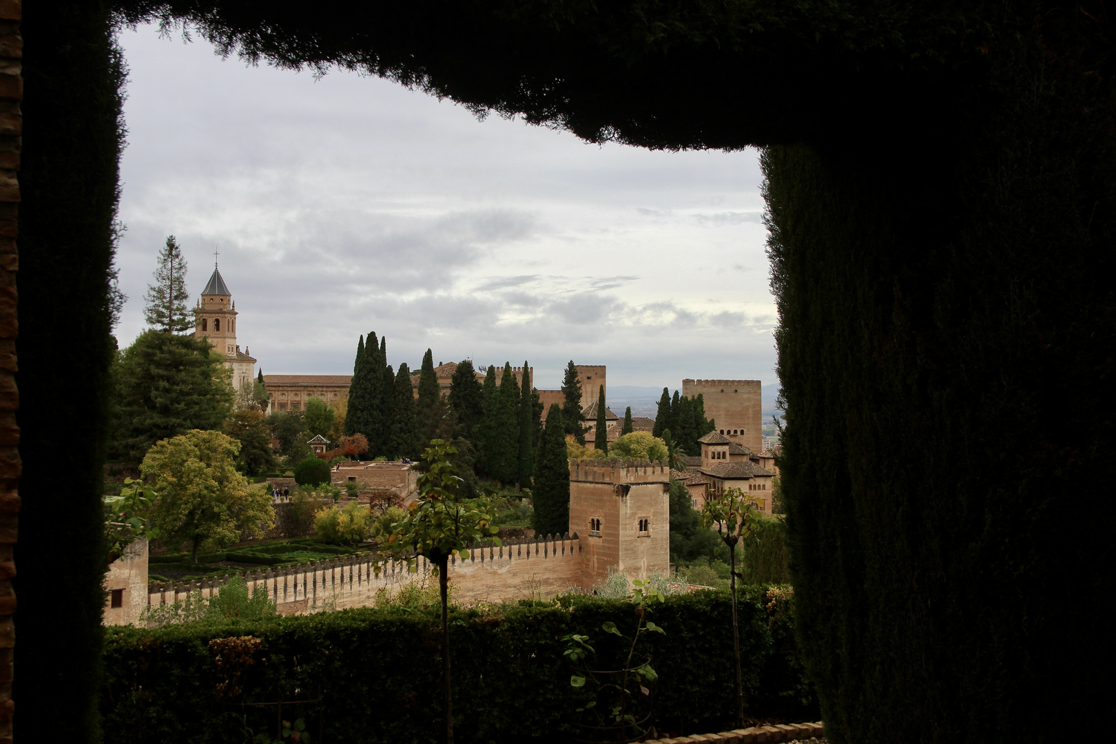 «Granada, la ventana de sol más bella del mundo