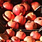 Granatäpfel , köstlich und vitaminhaltig