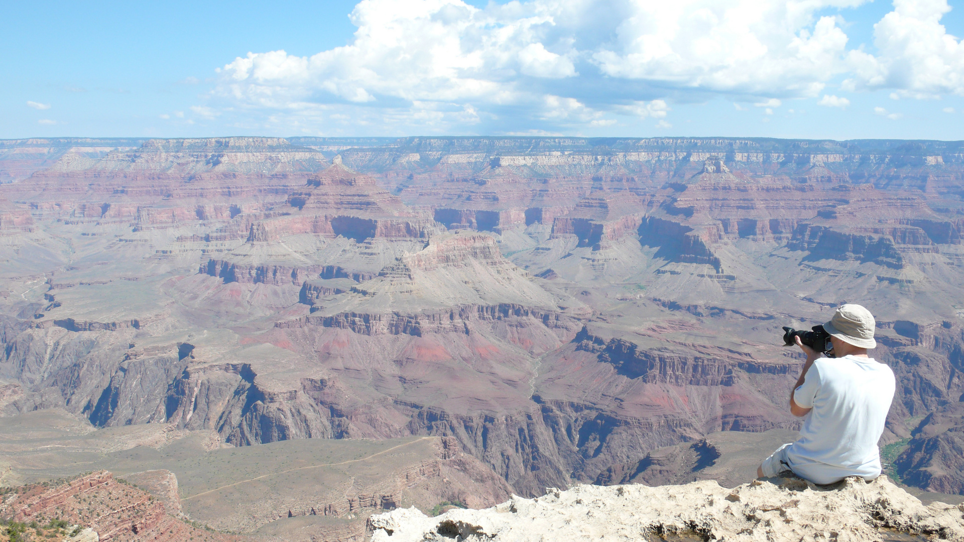 Grand Canyon - Me shooting photos