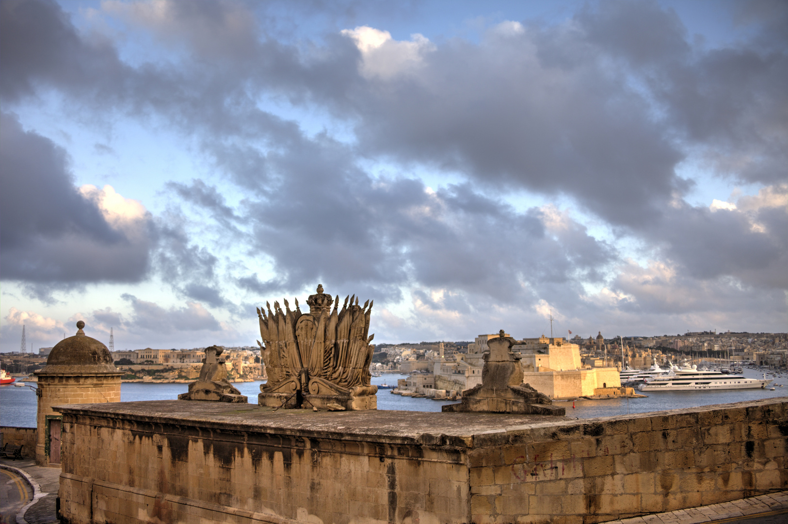 Grand Harbour Wall, last sunlight