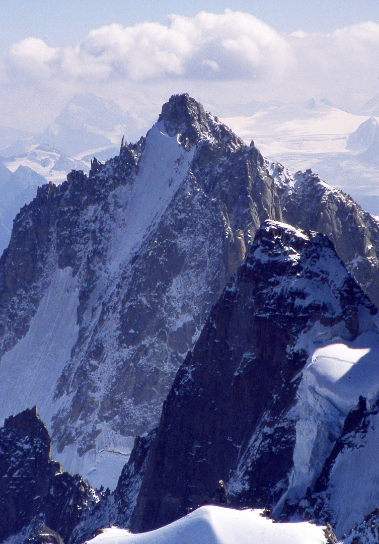 Grand Jurasses 4208m ( Mont Blanc-Gebiet )