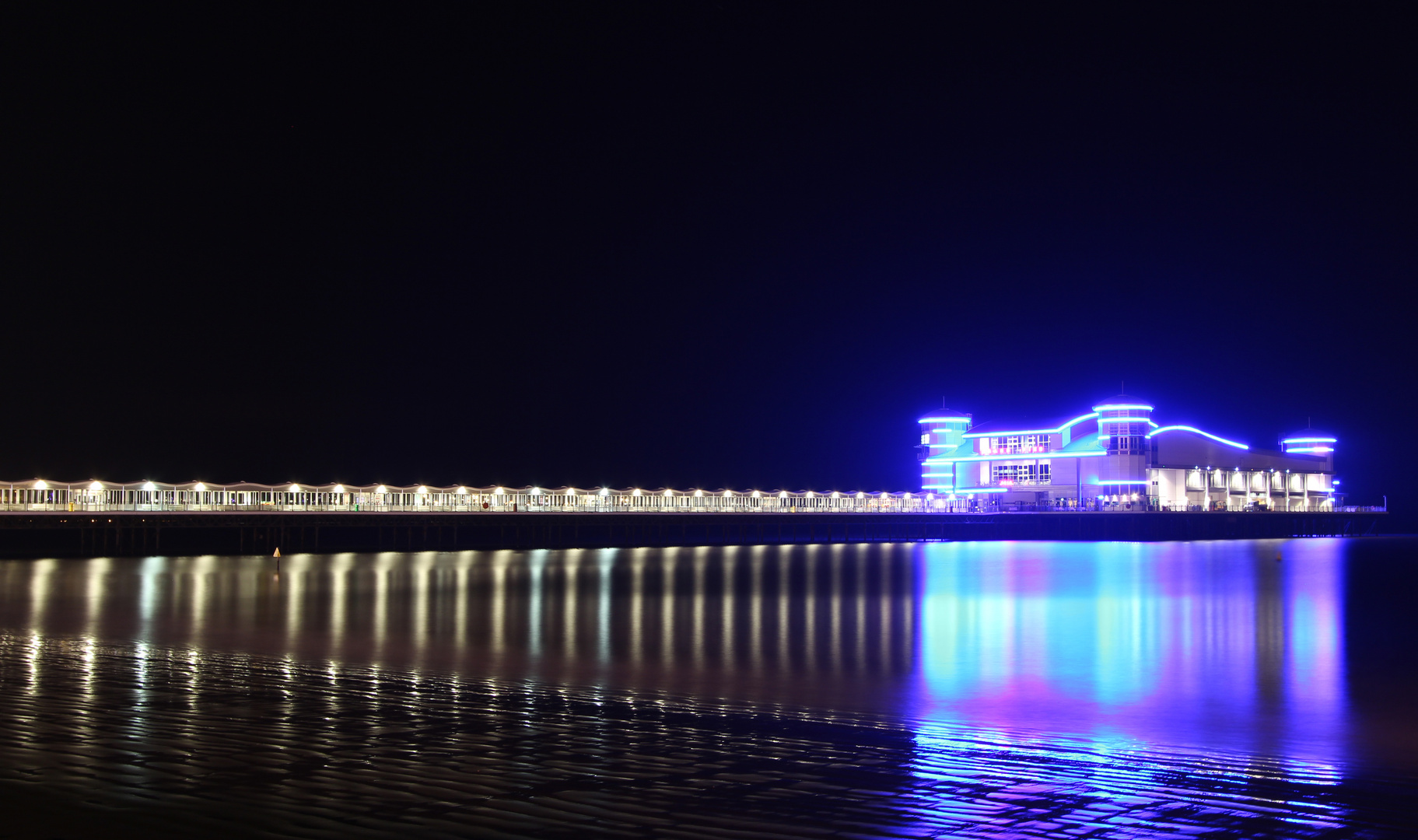 Grand Pier bei Nacht