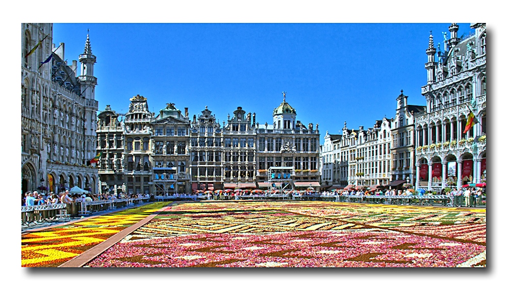 grand place  in brüssel ...