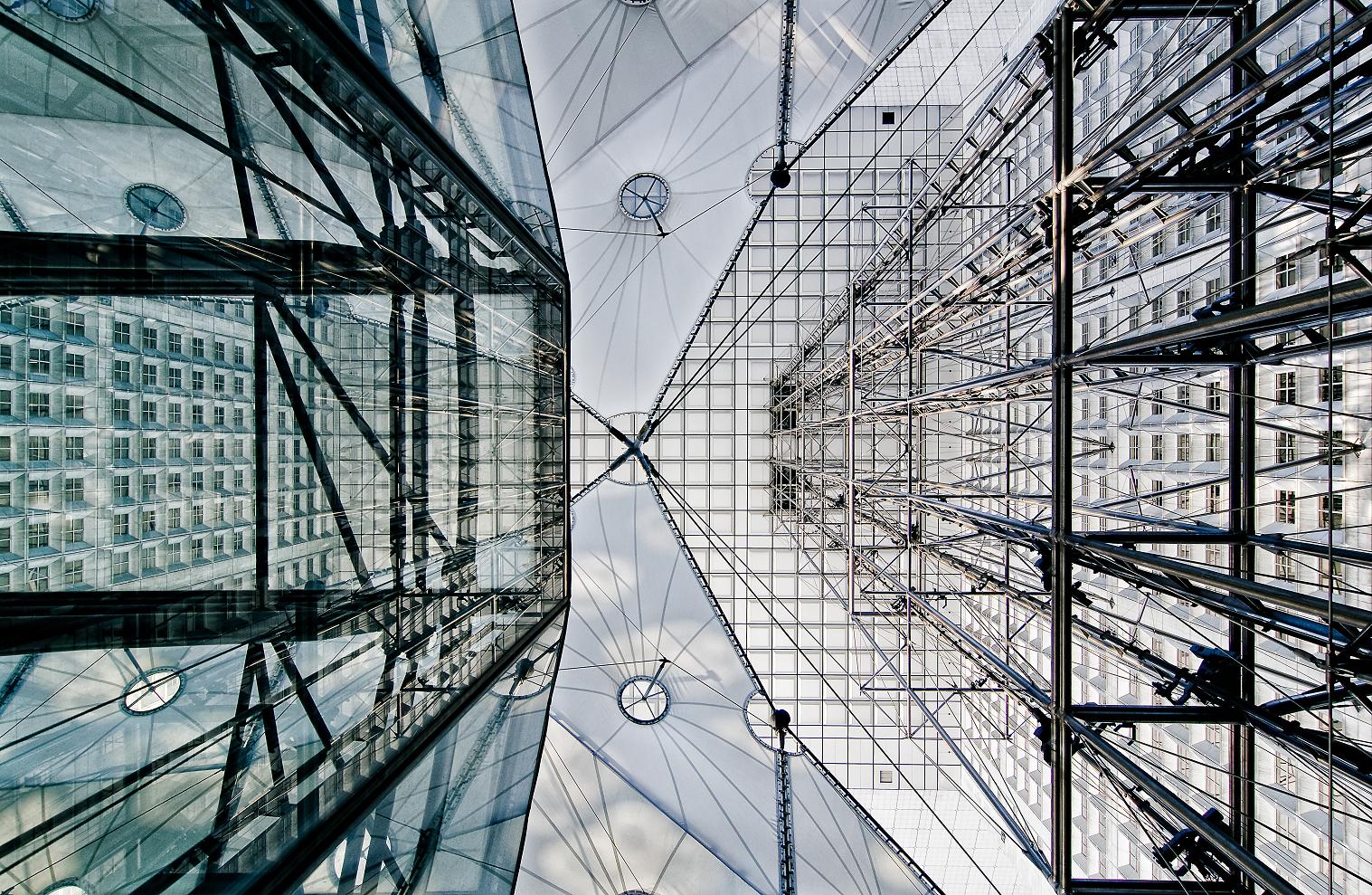 Grande Arche de la Defense, Paris