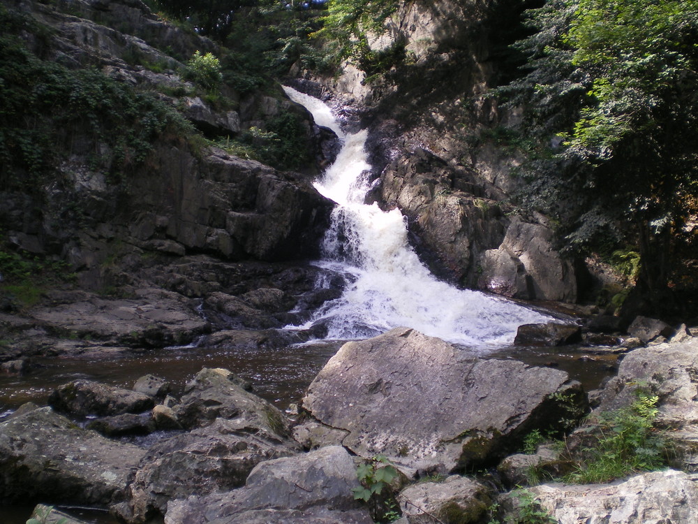 grande cascade de Mortain