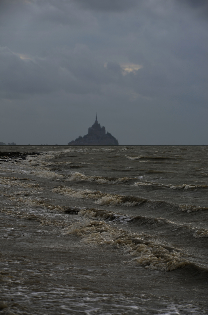 Grande Marée En Baie Du Mont St-Michel