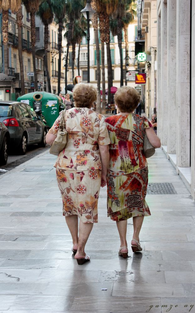 Grandmom's Shoppingtour in Malaga