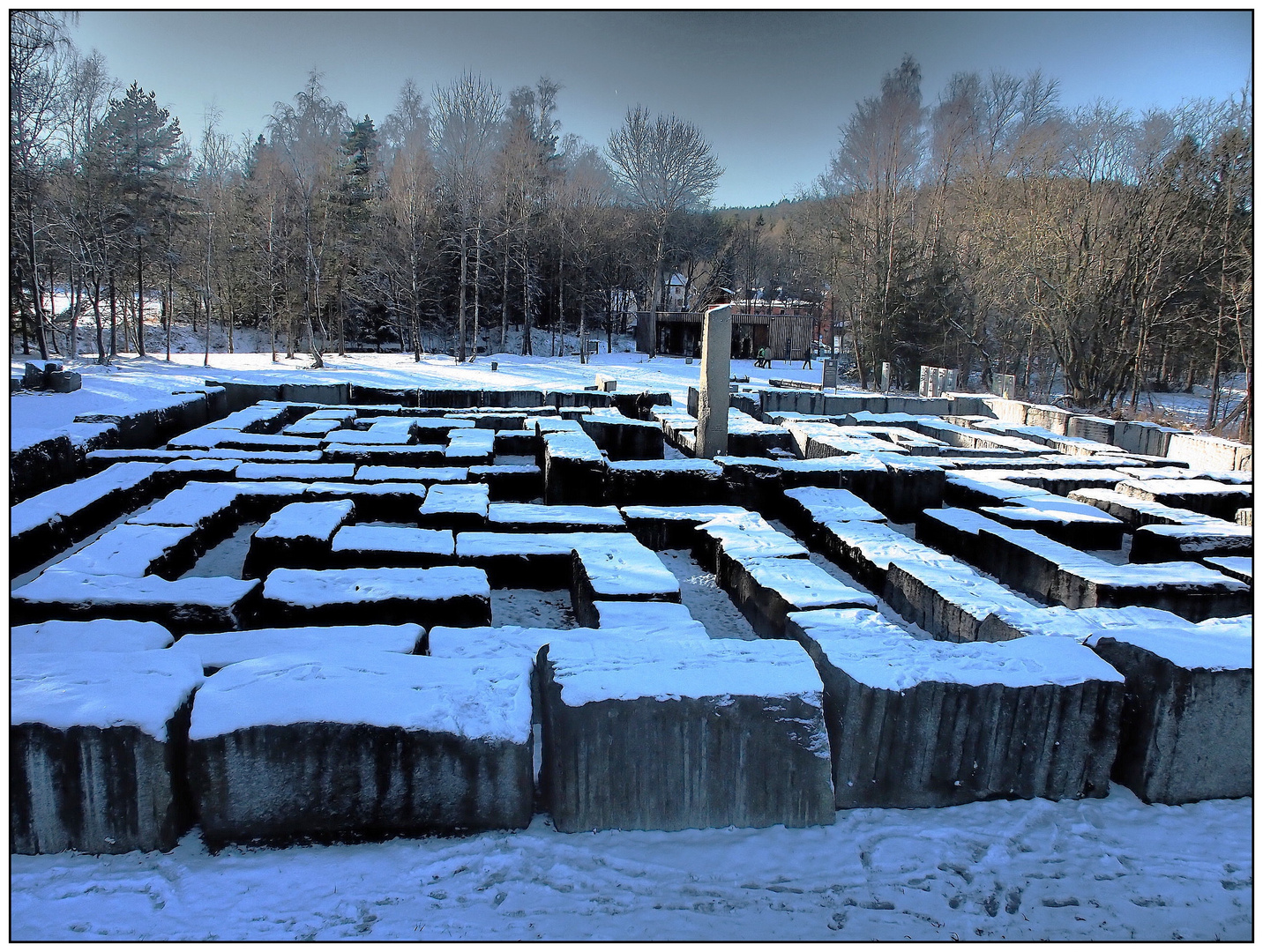 Granitlabyrinth Buchhaus