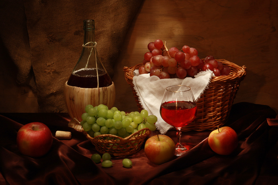 Grape and apples