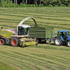 Gras häckseln leicht gemacht | Grasernte 2015 Inzell