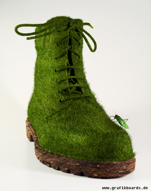 Grass boot