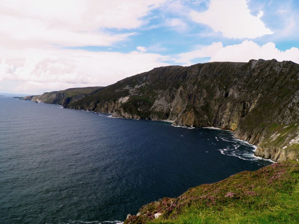 Grassy cliffs