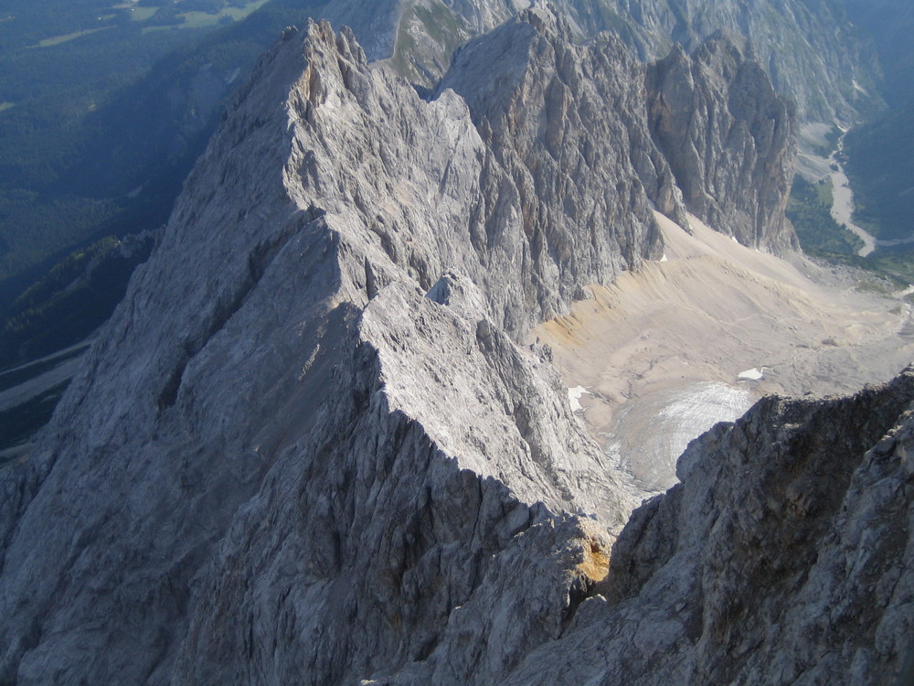 Grat welches dem Zugspitzmassiv zugehört