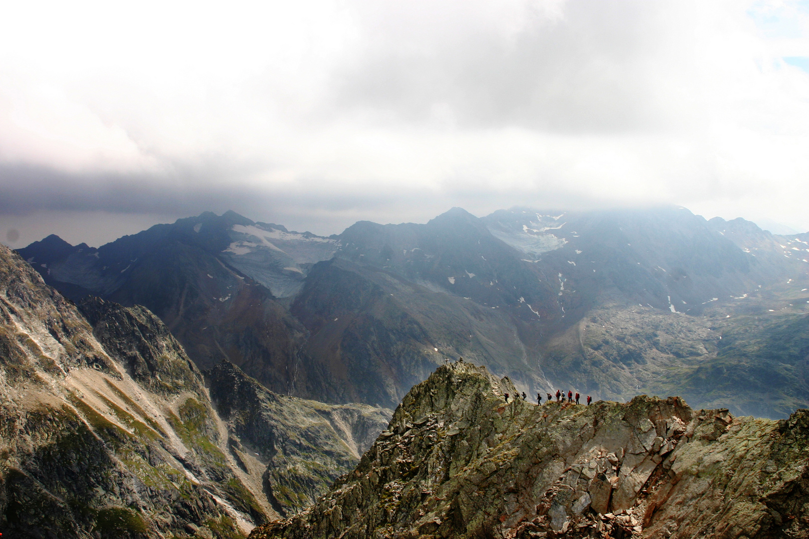 Gratwanderung in den Alpen-1