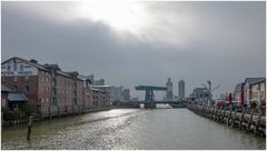 graue Stadt am Meer